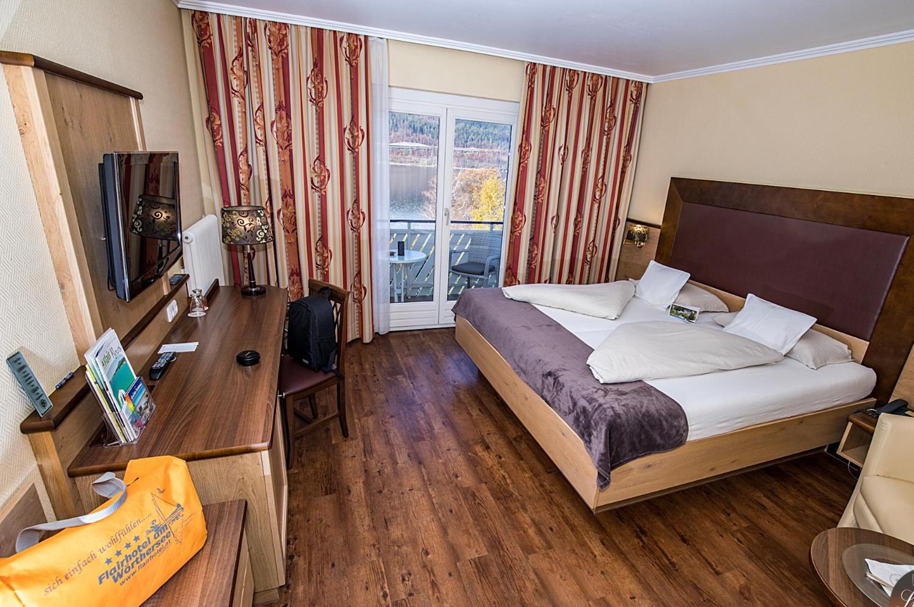 Flairhotel Am Woerthersee Velden am Woerthersee Exterior photo